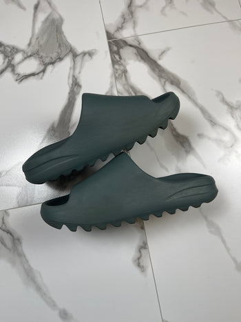 Adidas Yeezy Slide Slate Marine (USED)