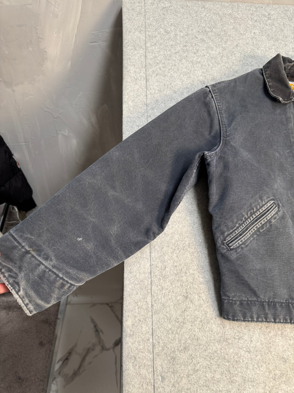 Vintage 2000’s Carhartt Detroit Work Jacket Faded Black