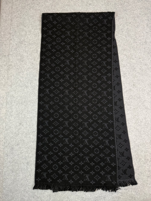 Louis Vuitton Wool Monogram Scarf Black | Vintage Clothing Store Canada
