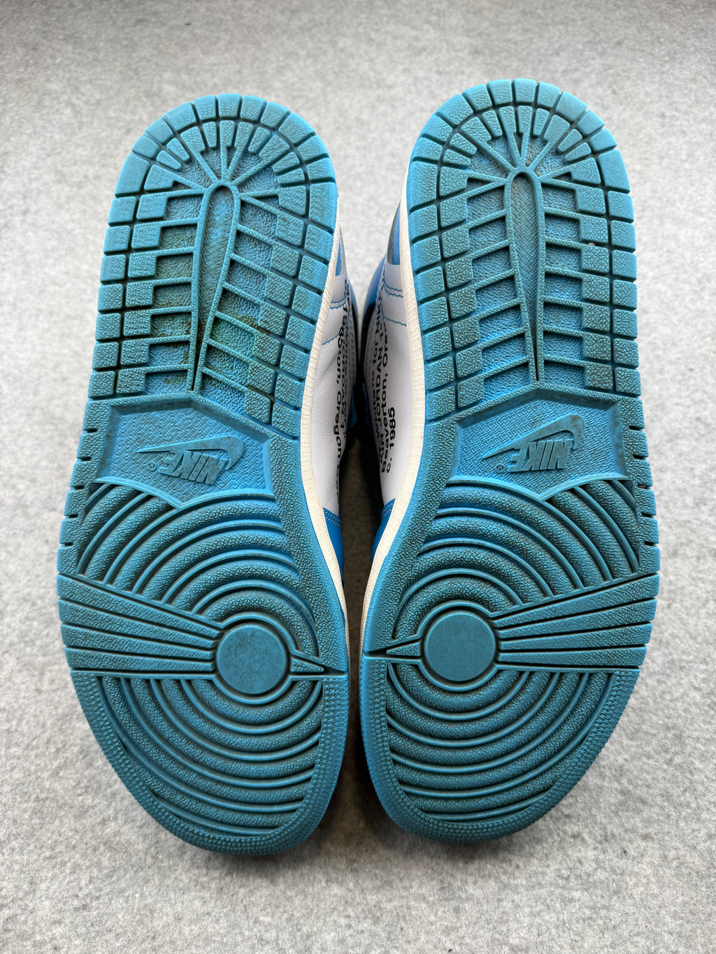 Air Jordan 1 High Retro x Off-White University Blue (USED)