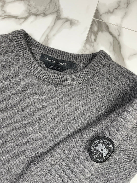 Canada Goose Paterson Black Label Sweater Iron Grey (USED) | Vitnage Clothing Store Canada