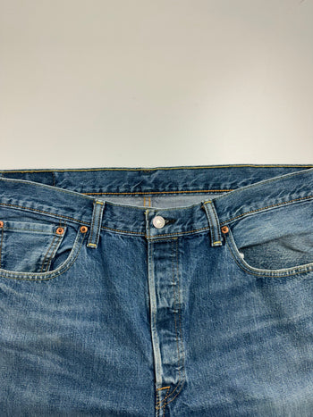 (36) Vintage Levis 501 Denim Pants