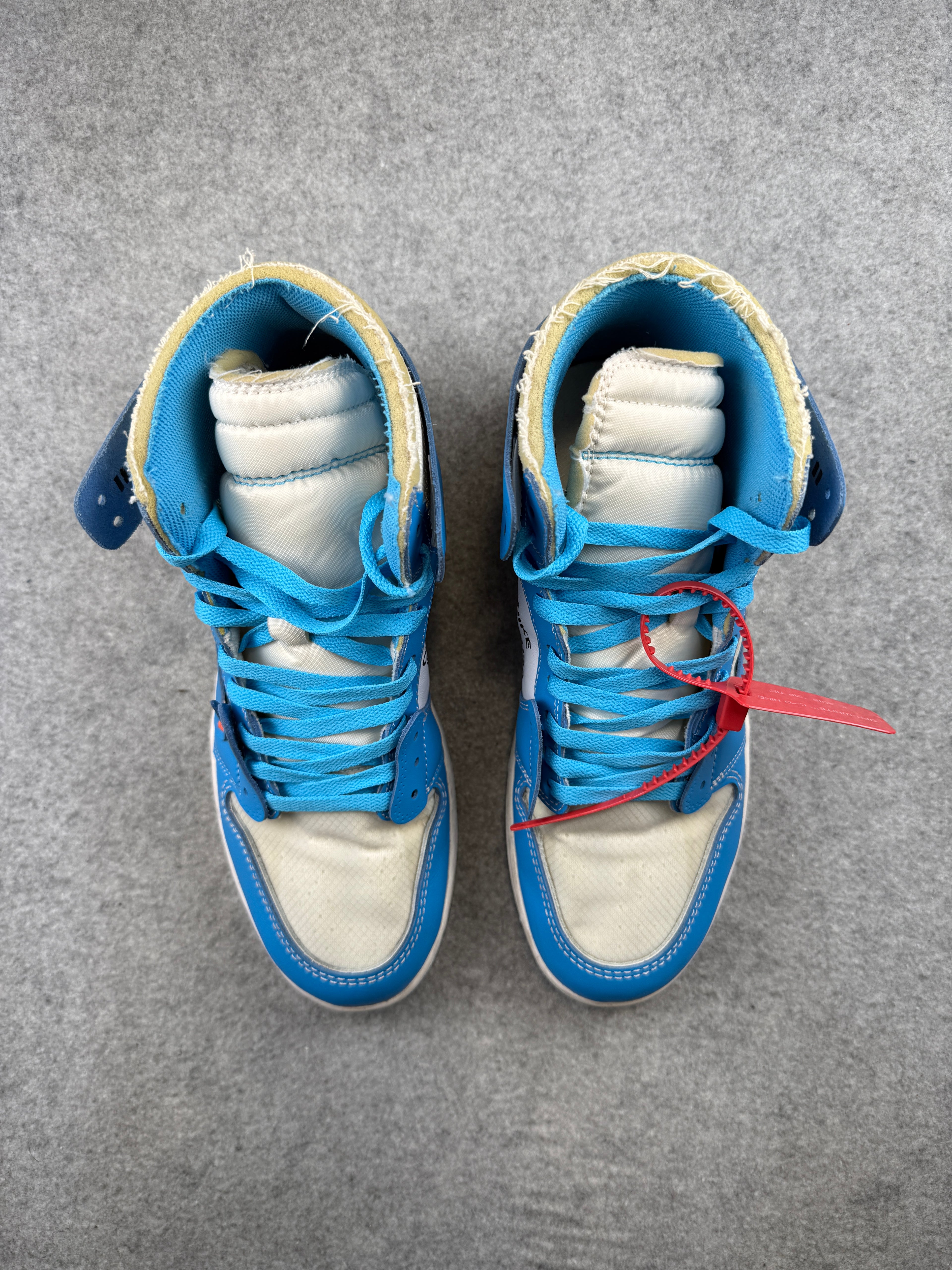 Air Jordan 1 High Retro x Off-White University Blue (USED)