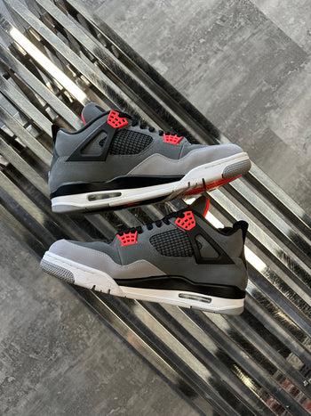 Air Jordan 4 Retro Infrared (USED)