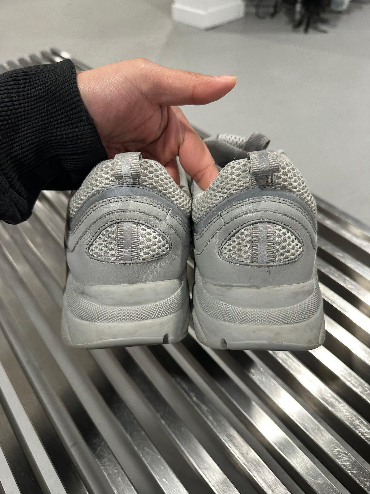 Dior B22 Grey (USED)