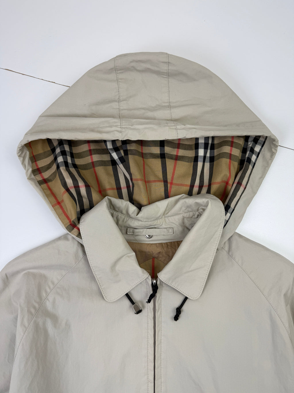 Vintage Burberry Checkered Hooded Light Jacket Beige