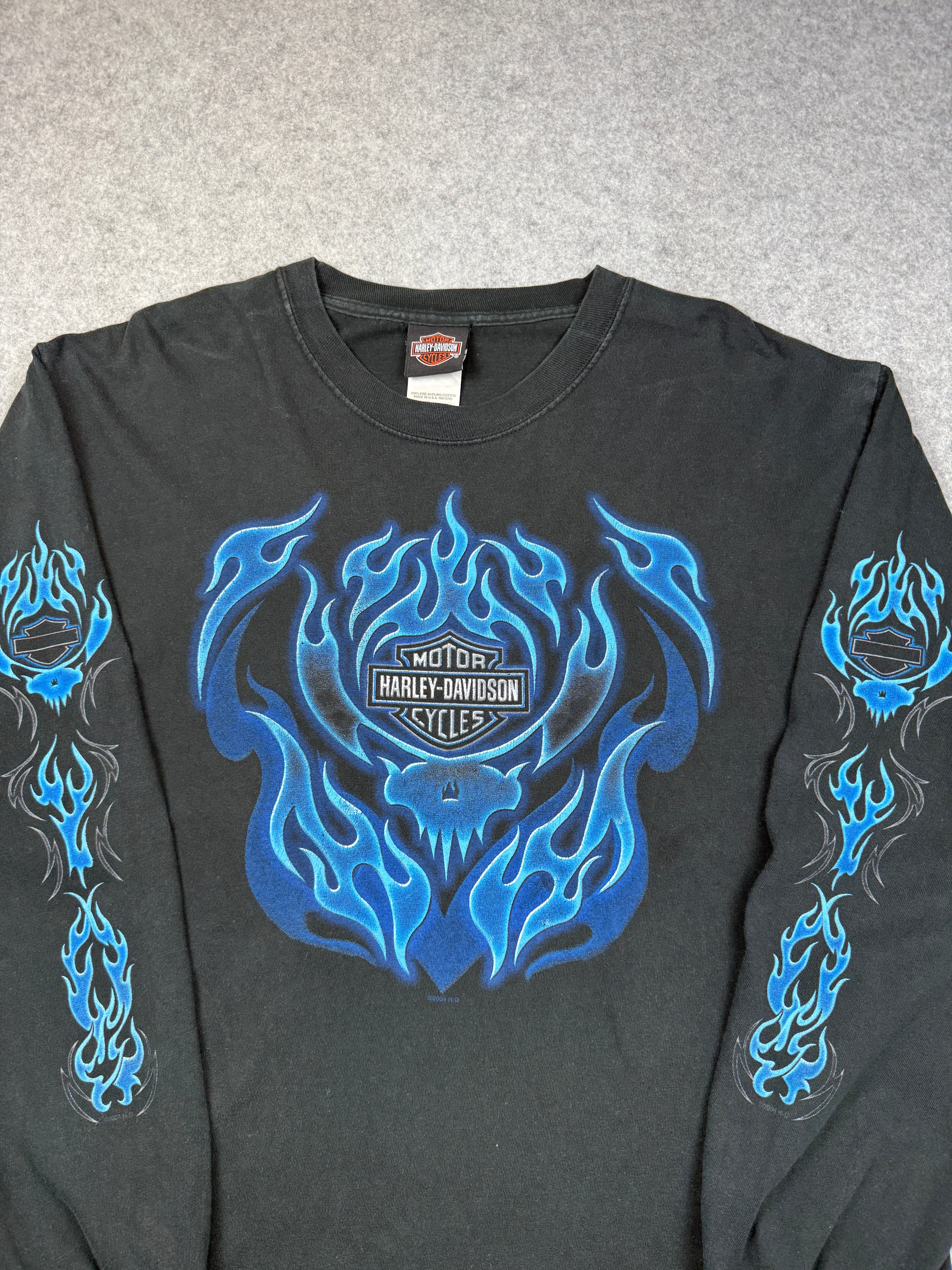 Vintage Harley Davidson Blue Flame Sleeve L/S Tee Black
