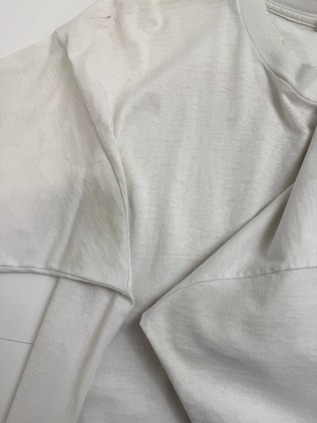 Vintage 90's Marlboro Unlimited Tee White