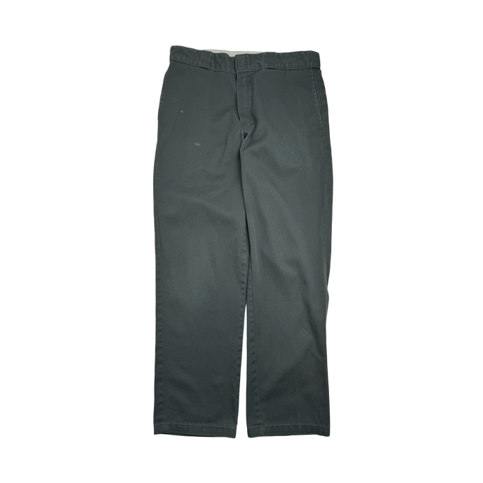 (32) Dickies 874 Original Fit Chino Pants Dark Green | Vitnage Clothing Store Canada