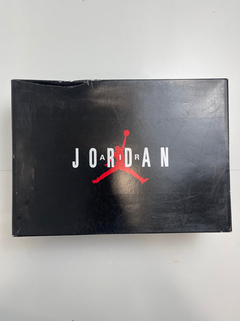 Air Jordan 11 Retro Concord 2018 (USED)