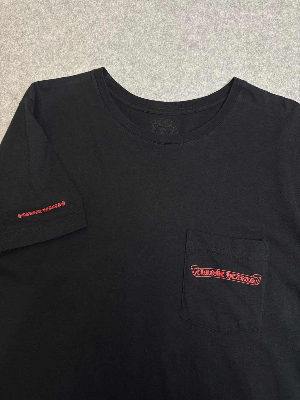 Chrome Hearts Horseshoe Scroll Logo Pocket Tee Black/Red