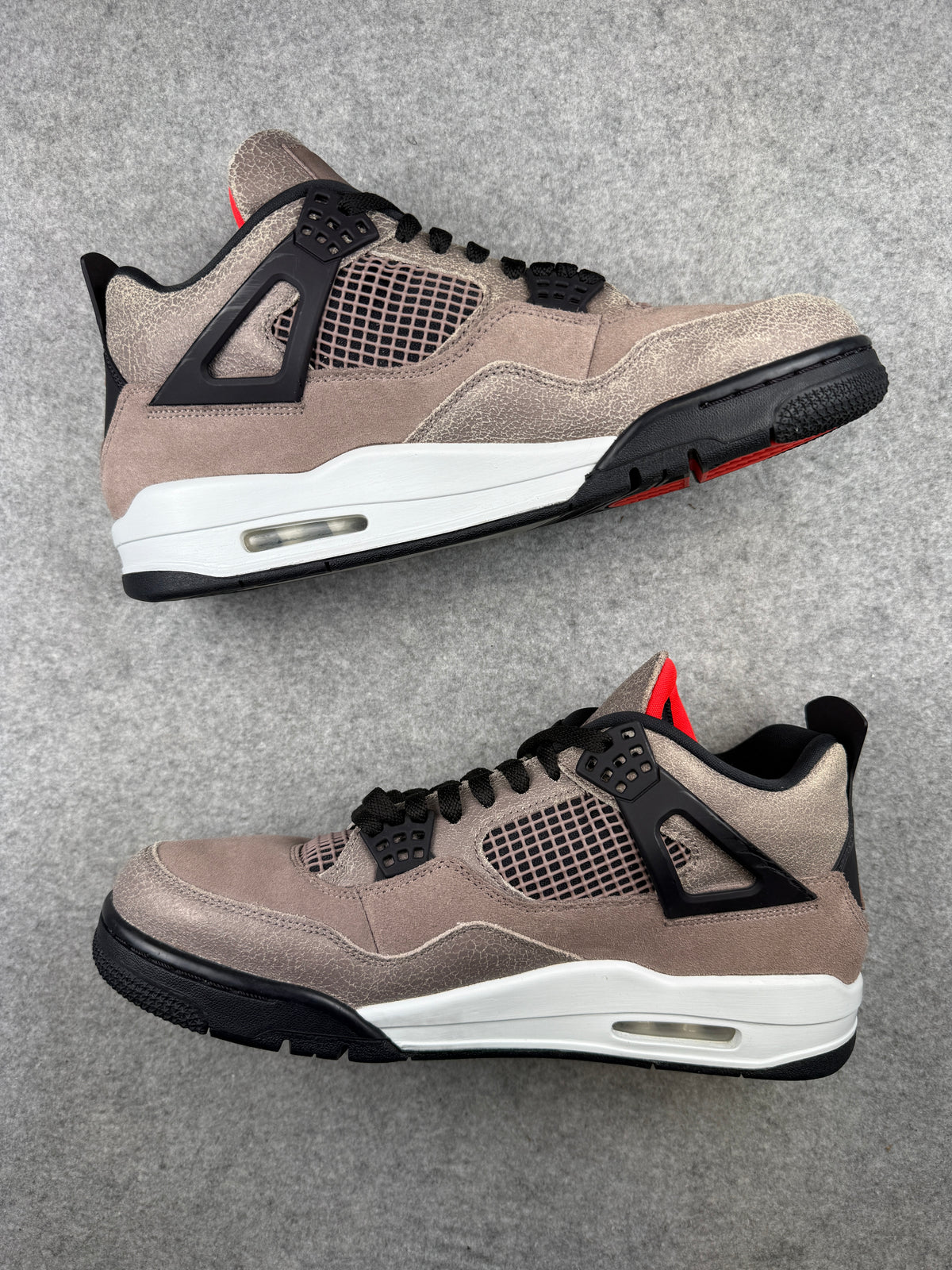 Air Jordan 4 Retro Taupe Haze (USED)