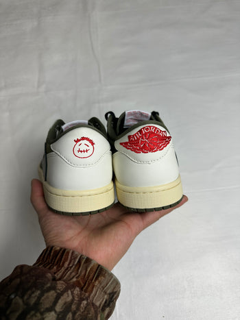 Jordan 1 Retro Low OG SP Travis Scott Medium Olive (USED)
