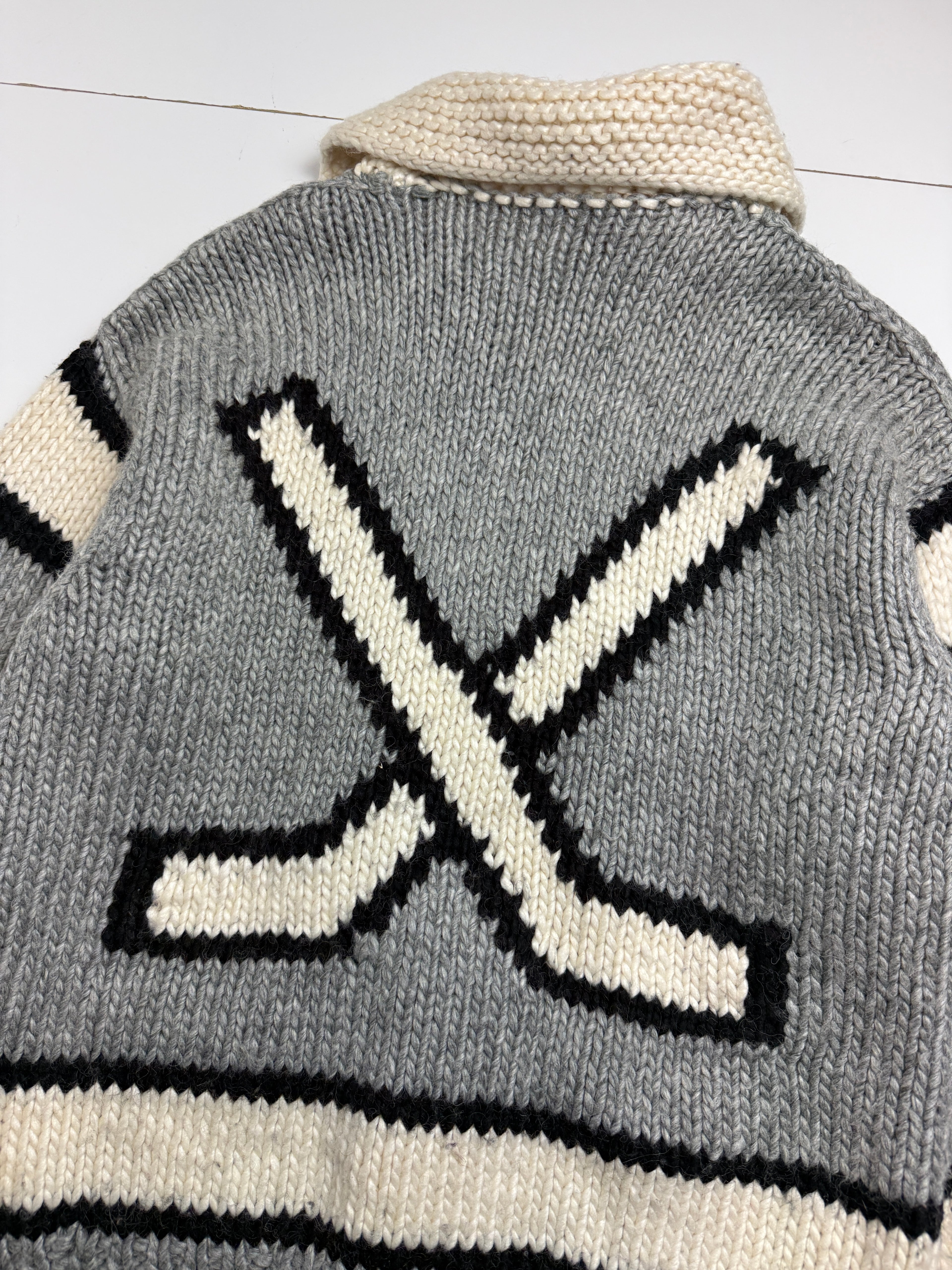 Vintage Cowichan Hockey Sticks Knitted Zip Up Sweater