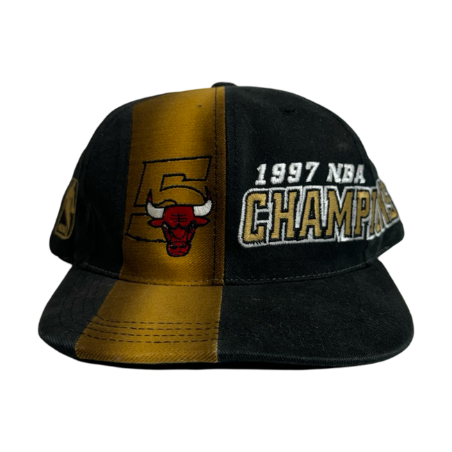 VIntage 1997 Chicago Bulls Champions Hat