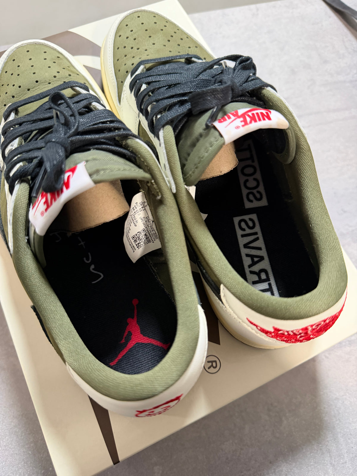 Jordan 1 low Travis Scott medium Olive