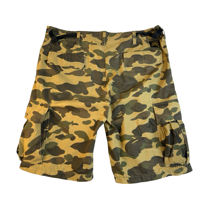 BAPE 1st Camo Cargo Shorts Yellow (USED) | Vitnage Clothing Store Canada