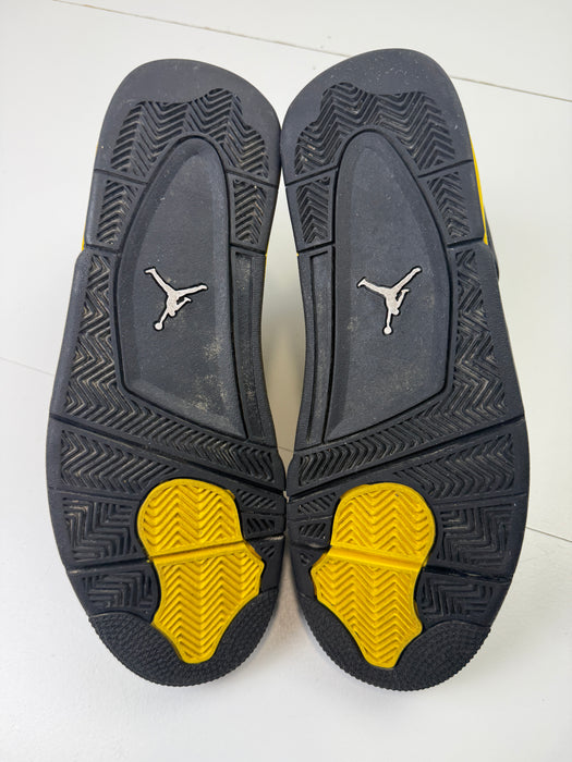 Air Jordan 4 Retro Thunder 2023 (USED) | Vitnage Clothing Store Canada