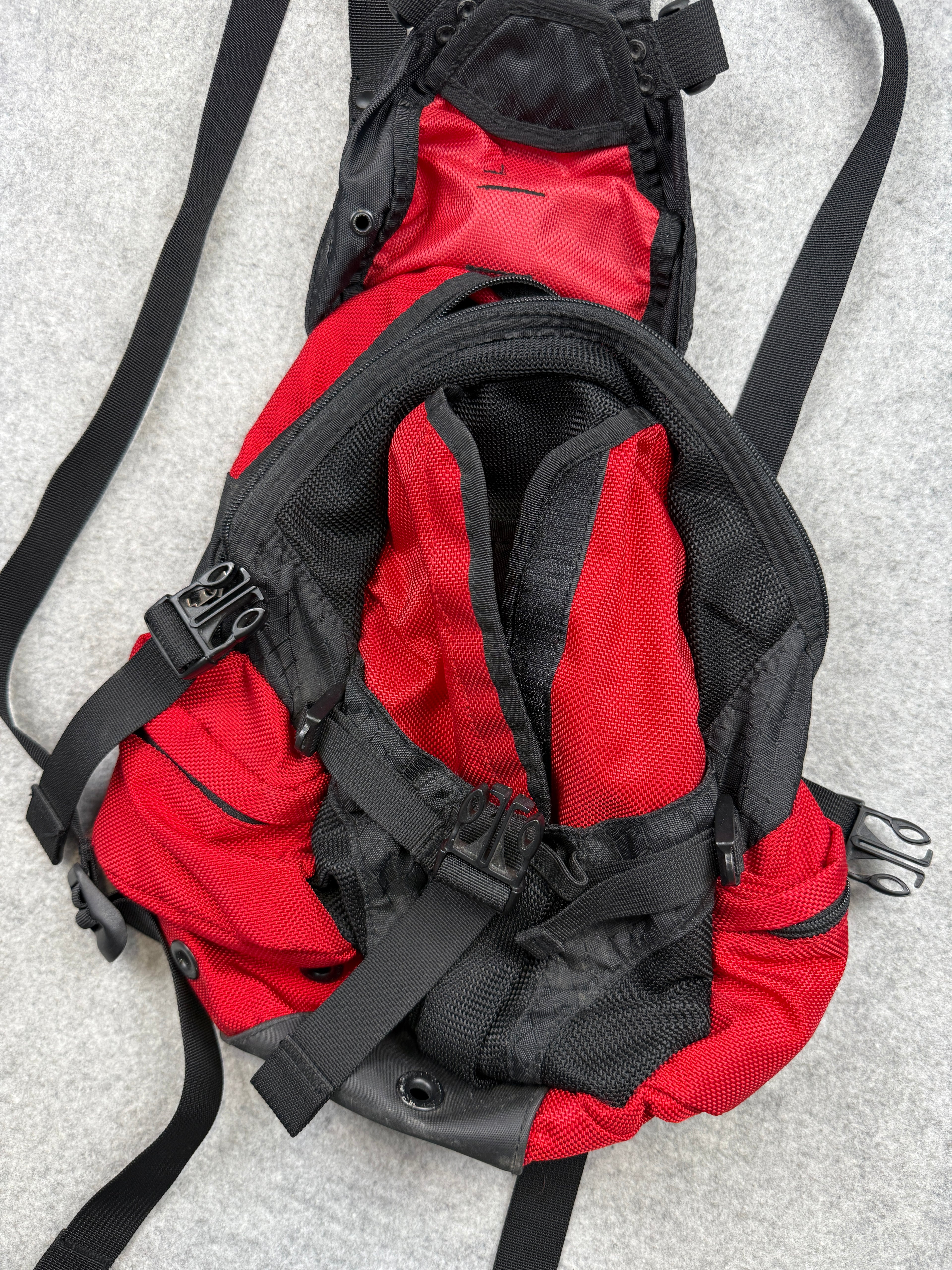 Vintage Oakley Icon Mini Backpack Black/Red
