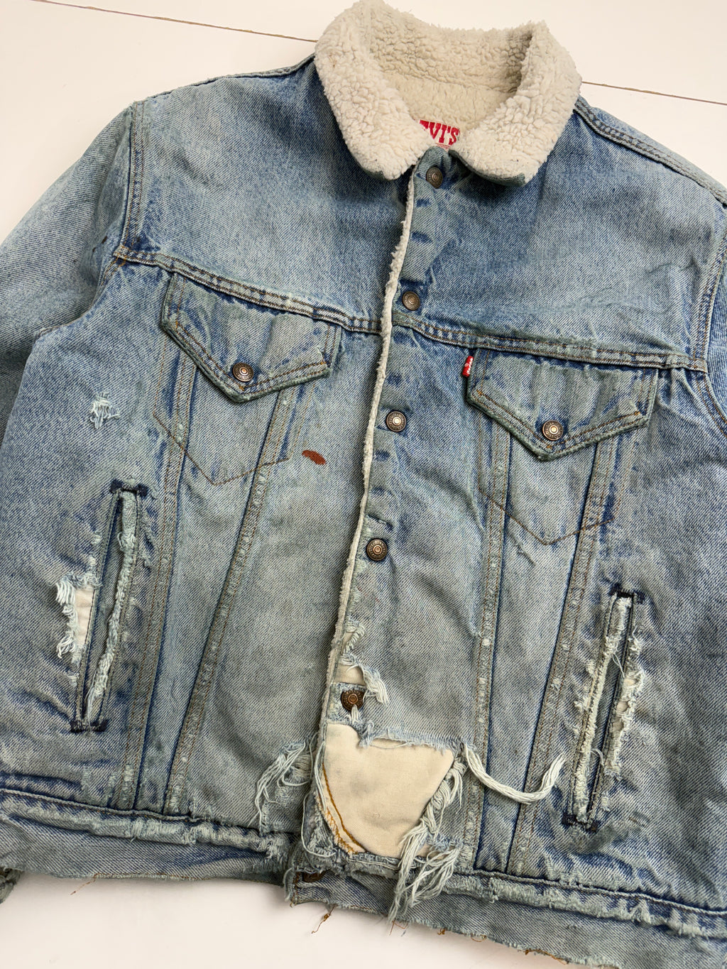 Vintage Distressed Levi Sherpa Lined Denim Jacket