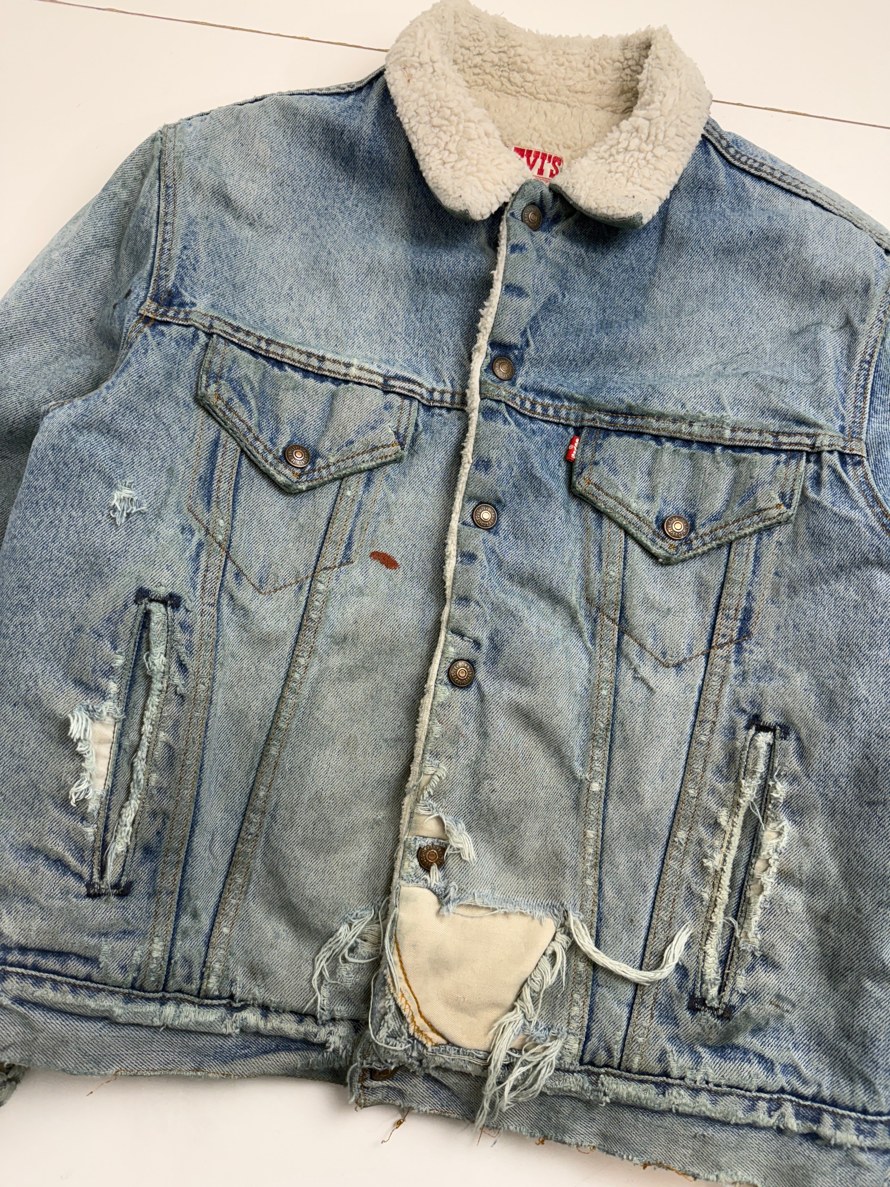 Vintage Distressed Levi Sherpa Lined Denim Jacket