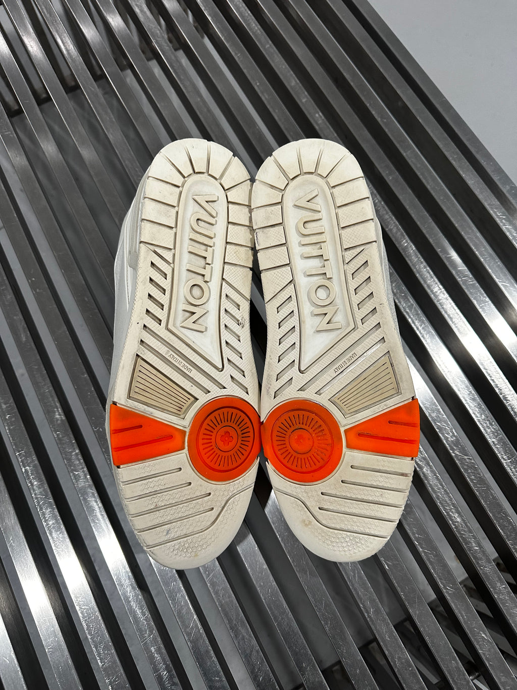 Louis Vuitton Low Trainer #54 Off White (USED NO BOX)