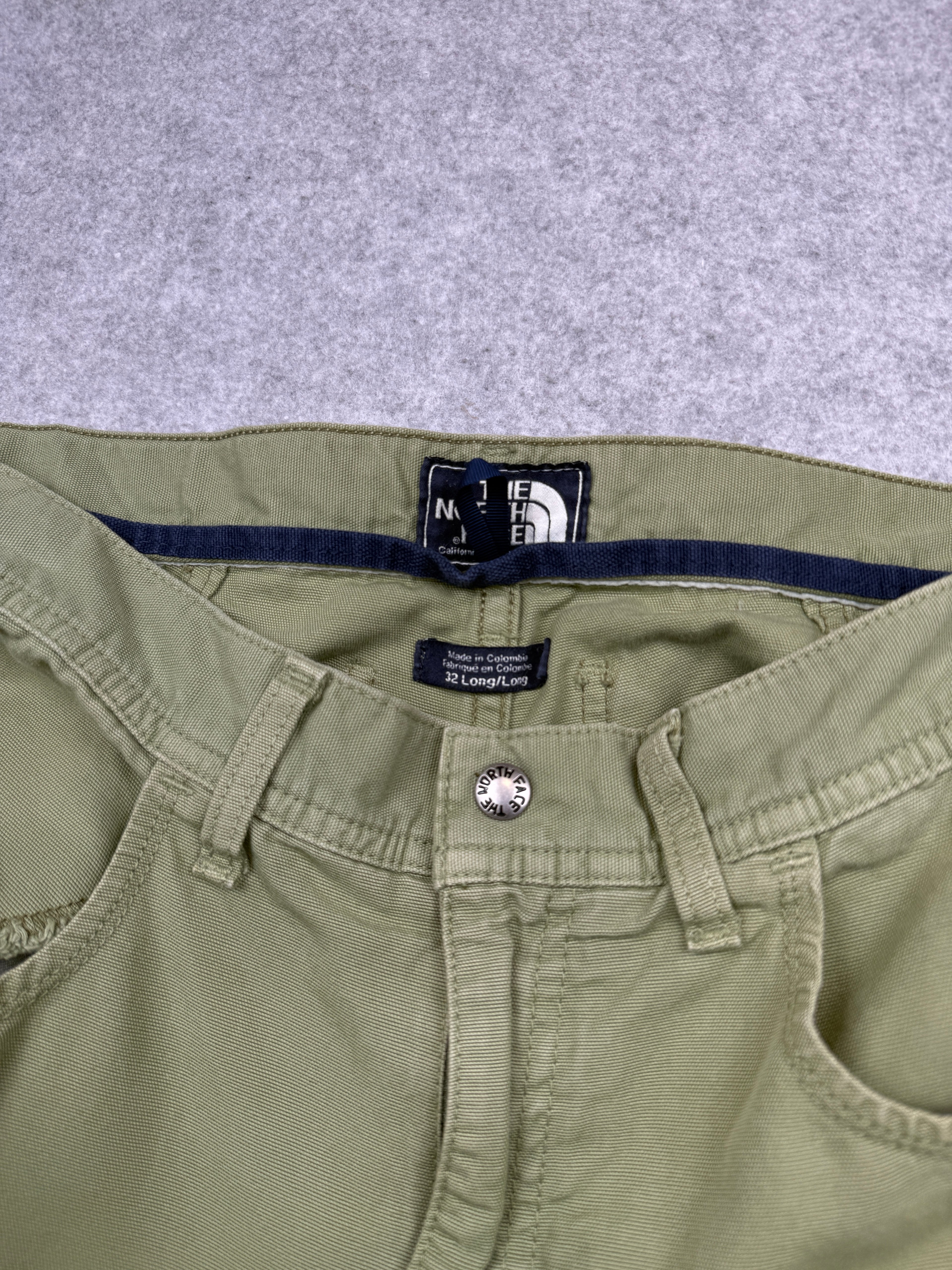 The North Face Long Cargo Shorts Green