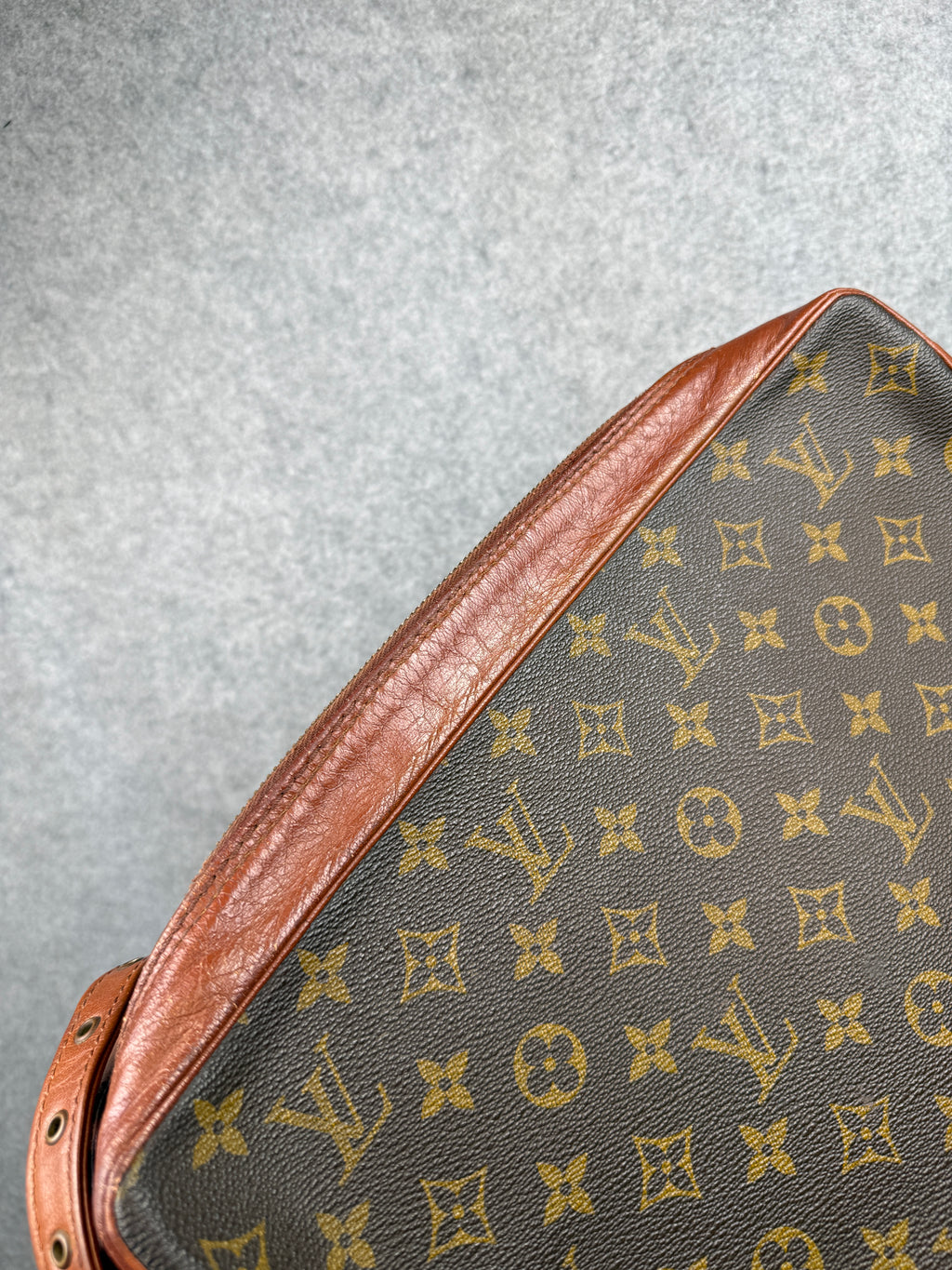 Louis Vuitton Monogram Sac Bandouliere Shoulder Bag