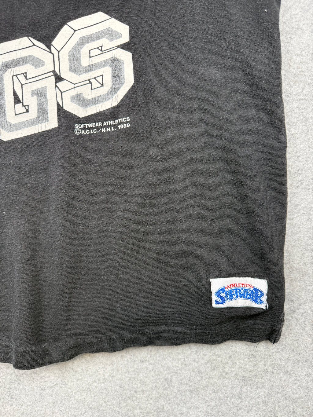 Vintage NHL Los Angeles Kings Logo Tee Black