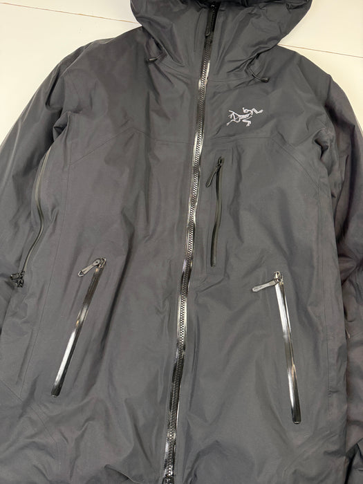 Arc’teryx Beta Insulated Jacket Black (USED) | Vitnage Clothing Store Canada