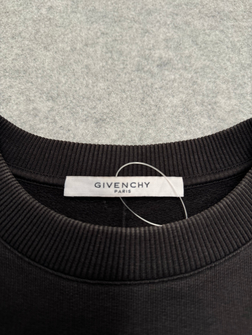 Givenchy Madonna Shark Sweatshirt Black (USED)