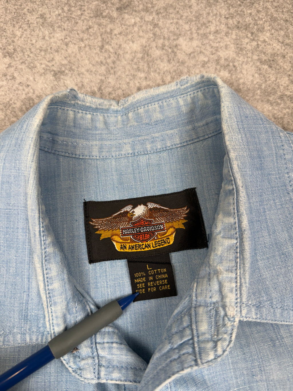 Vintage Harley Davidson Emblem Button Up Shirt Blue