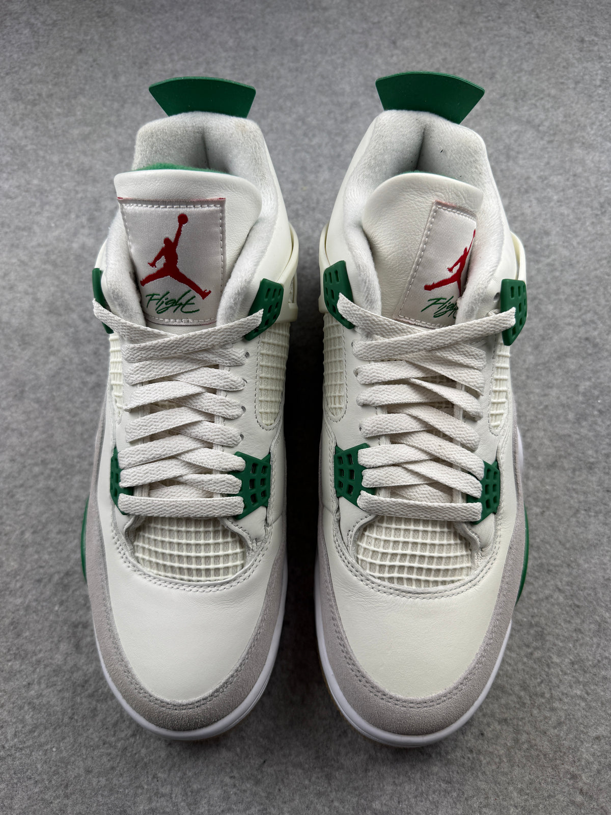Air Jordan 4 Retro SB Pine Green (USED)