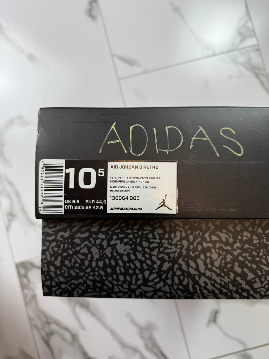 Air Jordan 11 Retro Win Like 96 (USED)