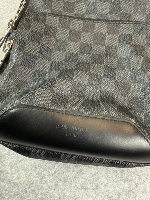 Louis Vuitton Damier Graphite Avenue Sling Bag | Vitnage Clothing Store Canada