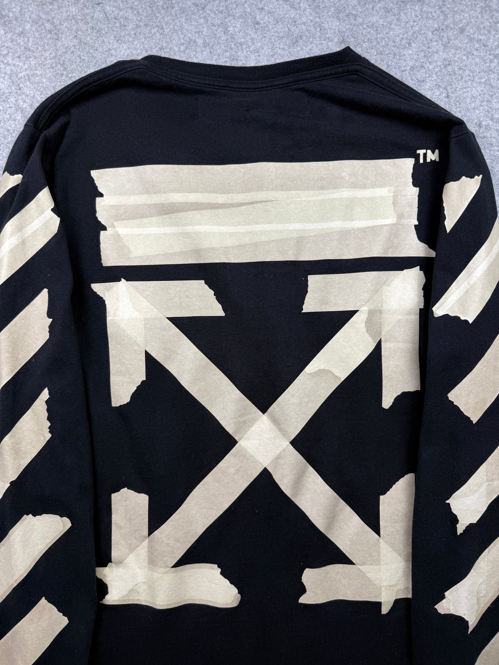 OFF-WHITE Tape L/S Tee Black (USED)