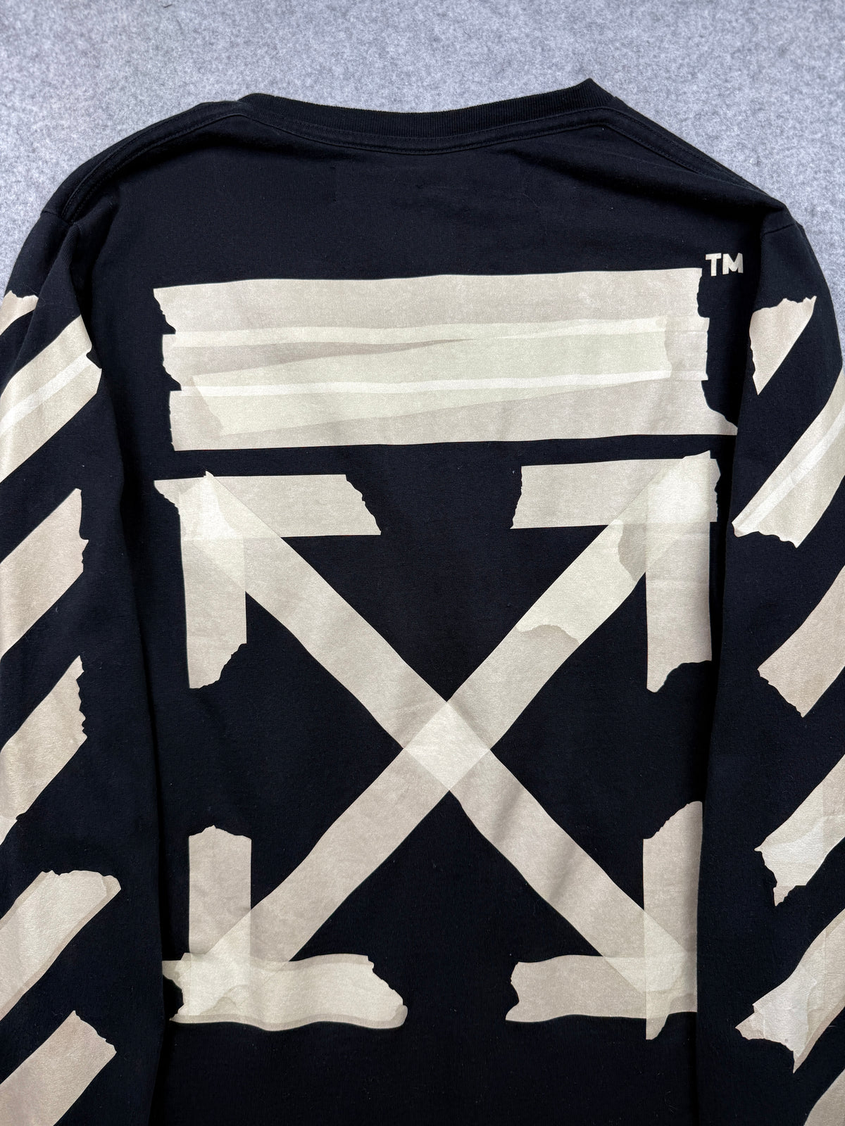 OFF-WHITE Tape L/S Tee Black (USED)