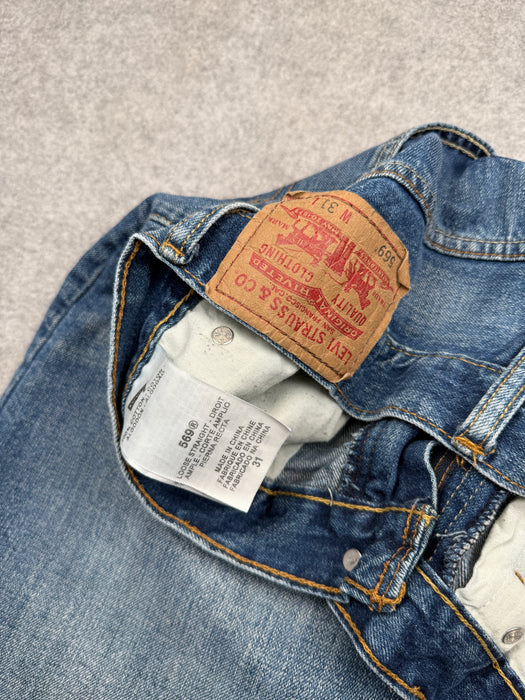Levi's 569 Loose Straight Denim Shorts | Vitnage Clothing Store Canada