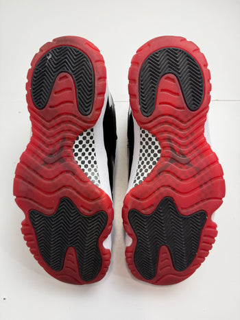 Air Jordan 11 Retro Playoffs Bred 2019 (USED NO BOX)