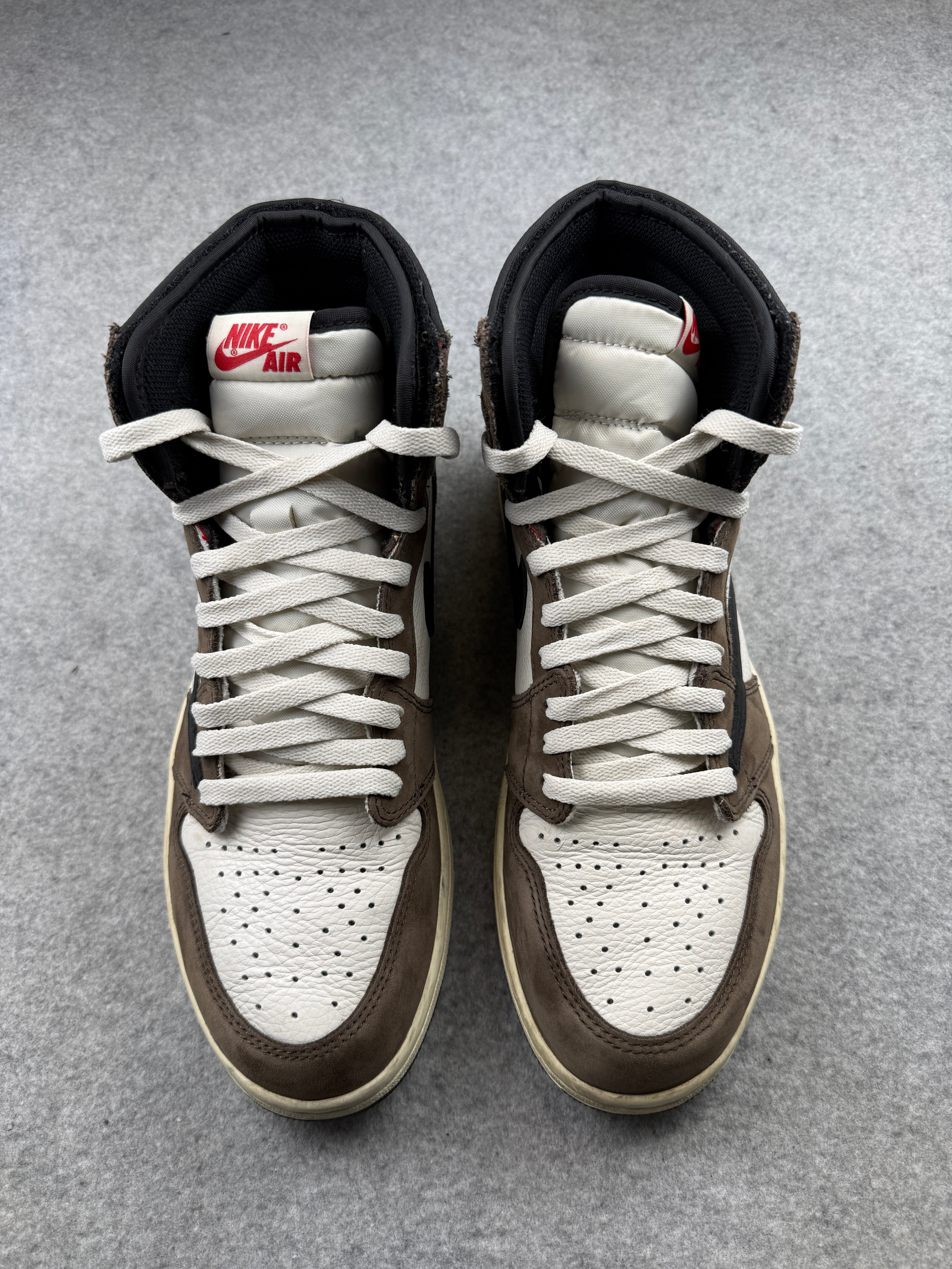 Air Jordan 1 High OG SP Travis Scott Mocha