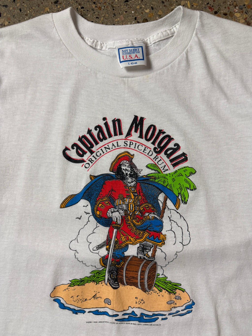 Vintage 1980s Captain Morgan Rum Tee White