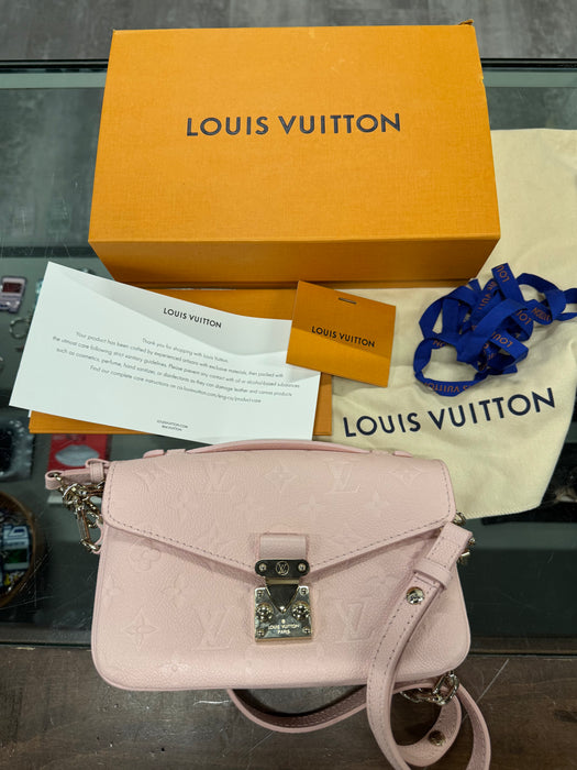 Louis Vuitton Pochette Metis East West Pink | Vitnage Clothing Store Canada