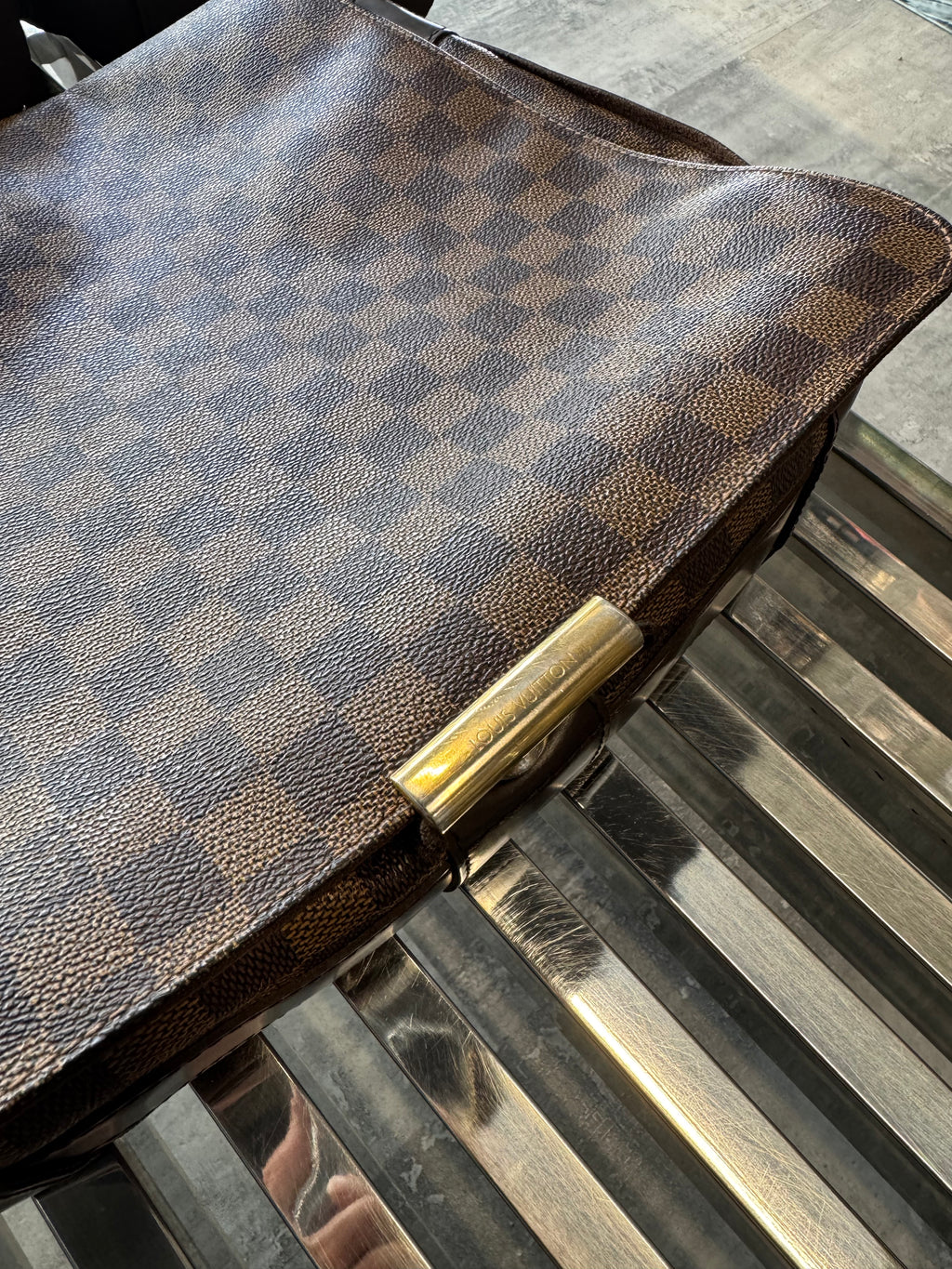 Louis Vuitton Damier Ebene Messenger Bag