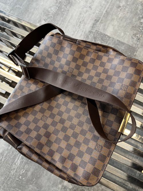 Louis Vuitton Damier Ebene Messenger Bag