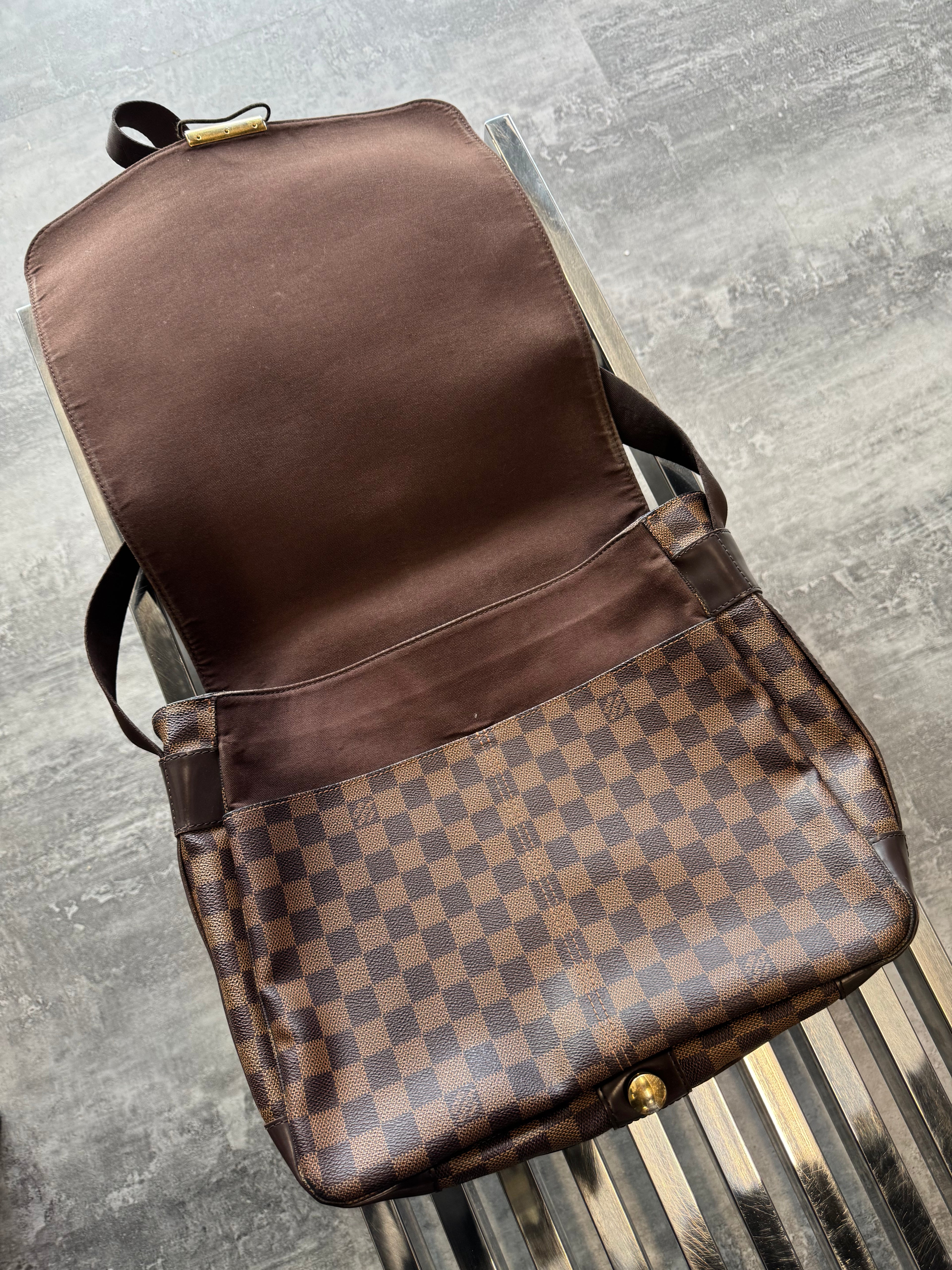 Louis Vuitton Damier Ebene Messenger Bag