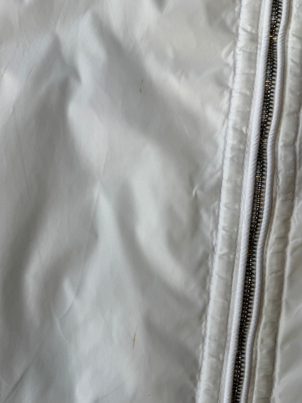Moncler Fayence Windbreaker Jacket White (USED)