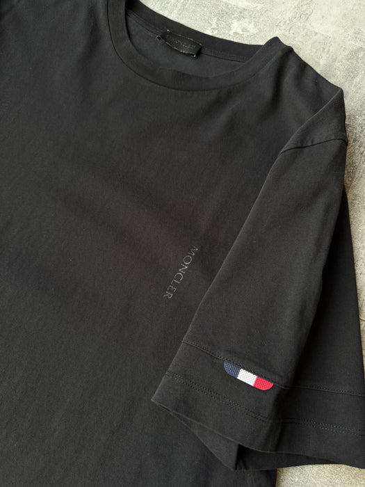 Moncler Vertical Logo Tee Black (USED) | Vitnage Clothing Store Canada