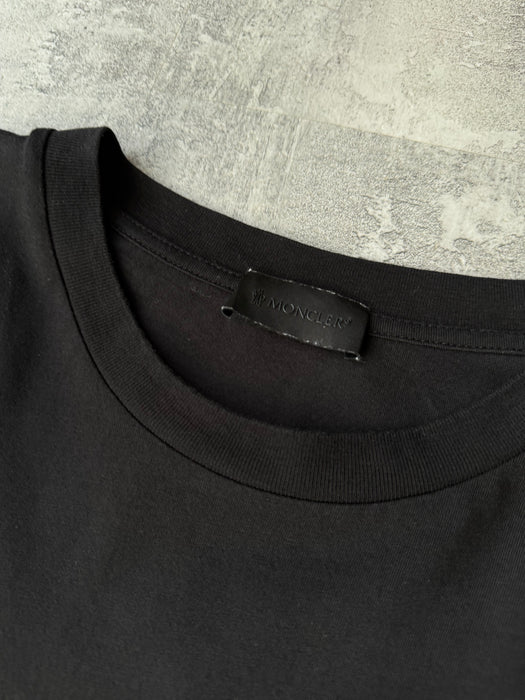 Moncler Vertical Logo Tee Black (USED) | Vitnage Clothing Store Canada