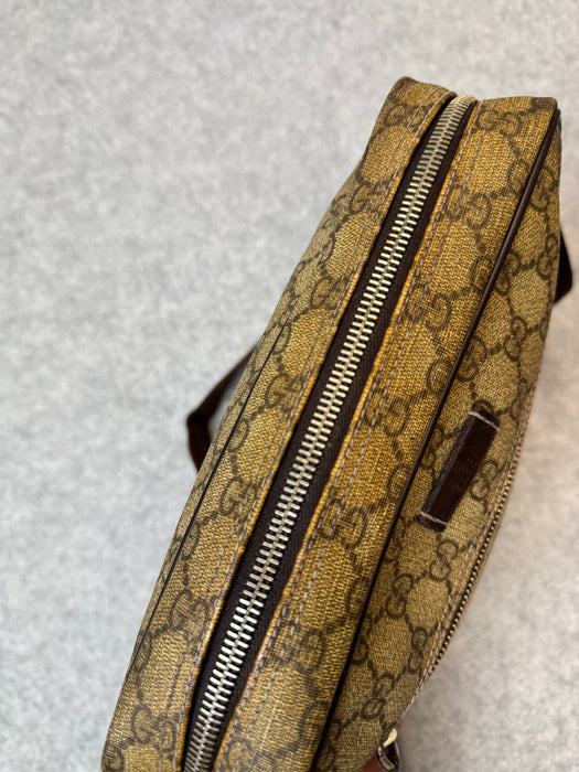 Gucci GG Supreme Monogram Messenger Leather Bag | Vitnage Clothing Store Canada