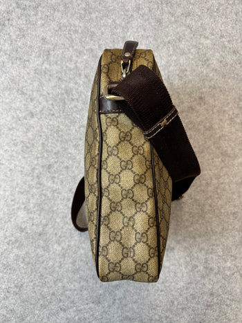 Gucci GG Supreme Monogram Messenger Leather Bag